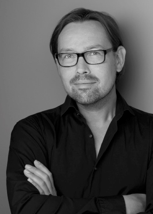 Robby Vasil